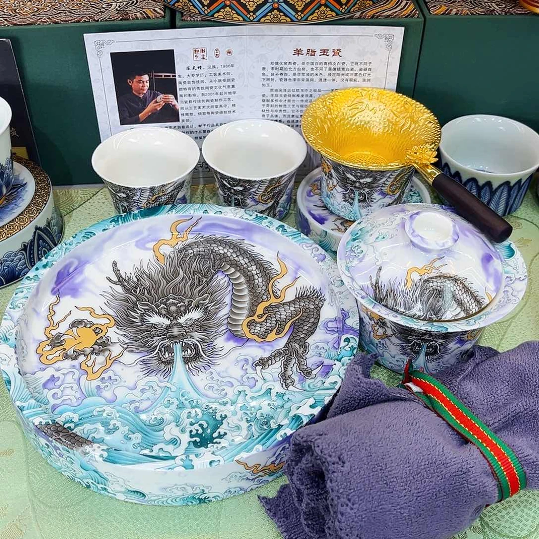 景德陶瓷景德陶瓷