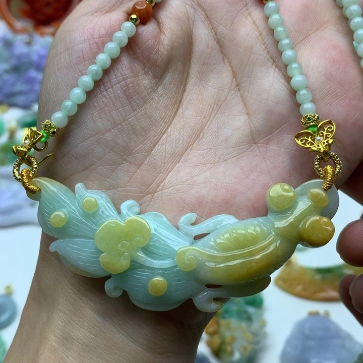 颈饰未镶嵌翡翠翡翠