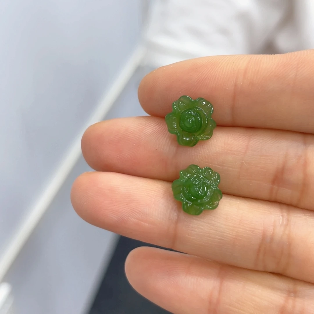 和田玉18K金镶嵌耳饰