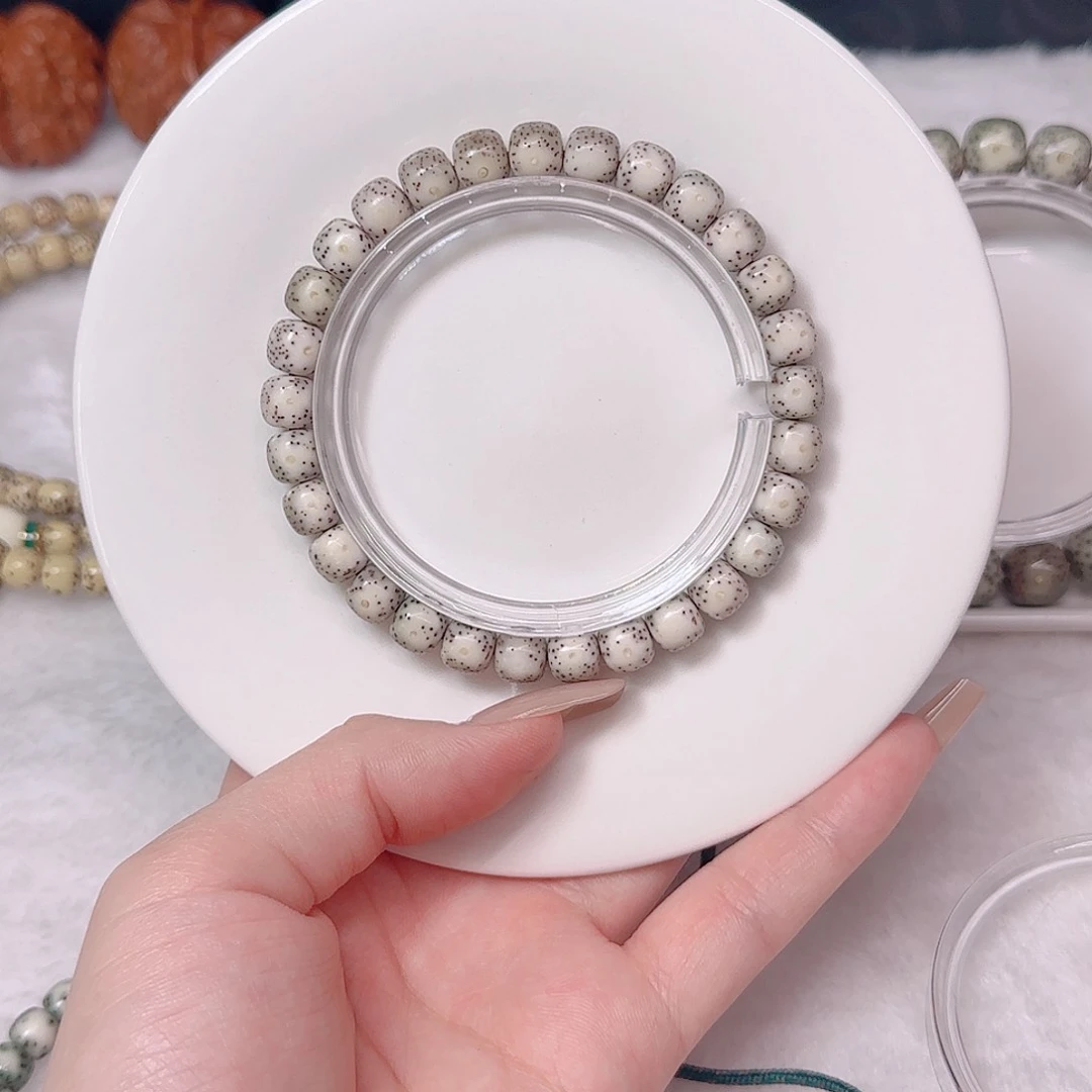 原生态石玉糯冰8×7正月黄金瞳牛毛星毕业级高抛