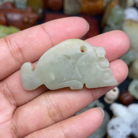 和田玉未镶嵌颈饰85