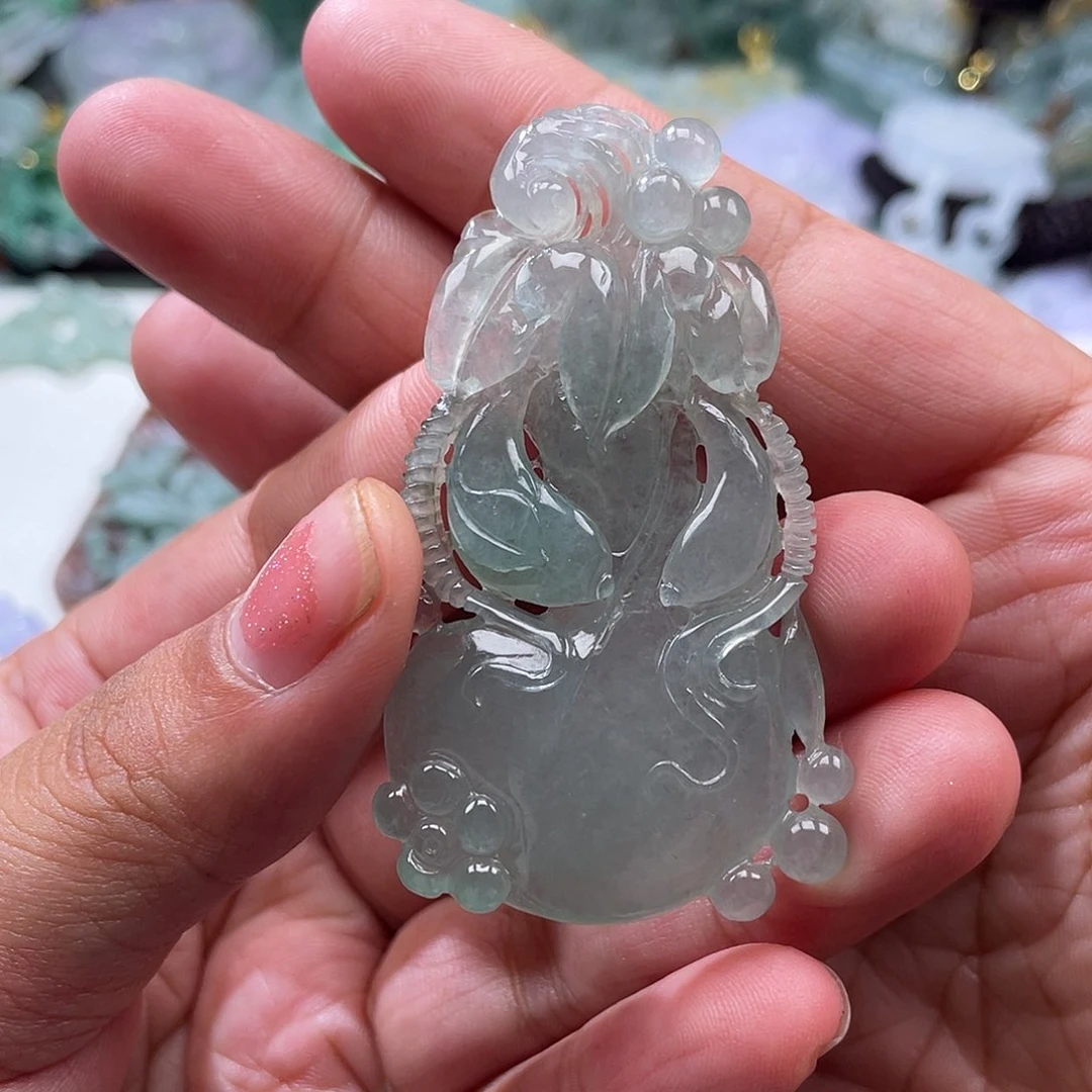 翡翠未镶嵌颈饰翡玉缘翡翠