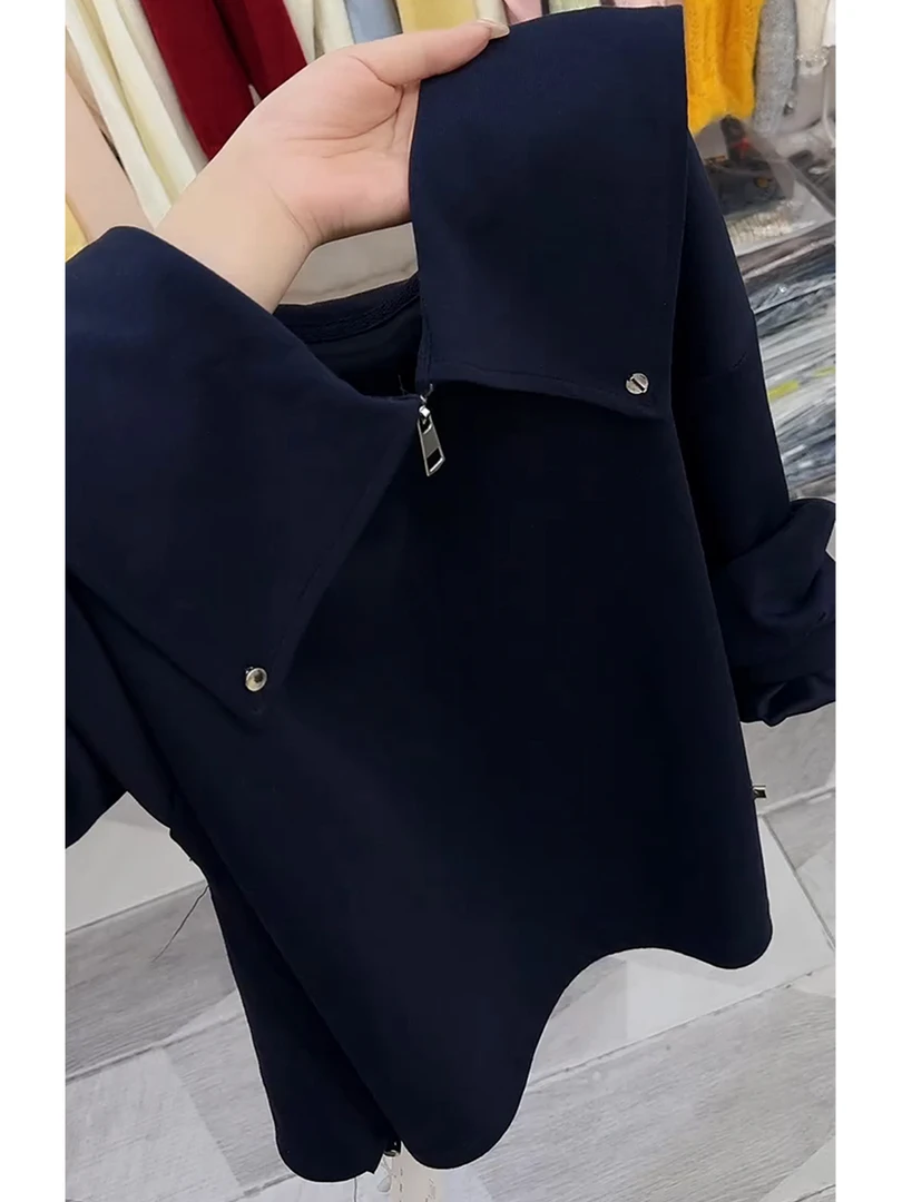 翻领藏蓝色卫衣女2025新款时髦洋气减龄海军领显瘦小个子上衣百搭