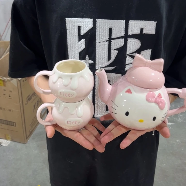 这么晚了还不睡啊