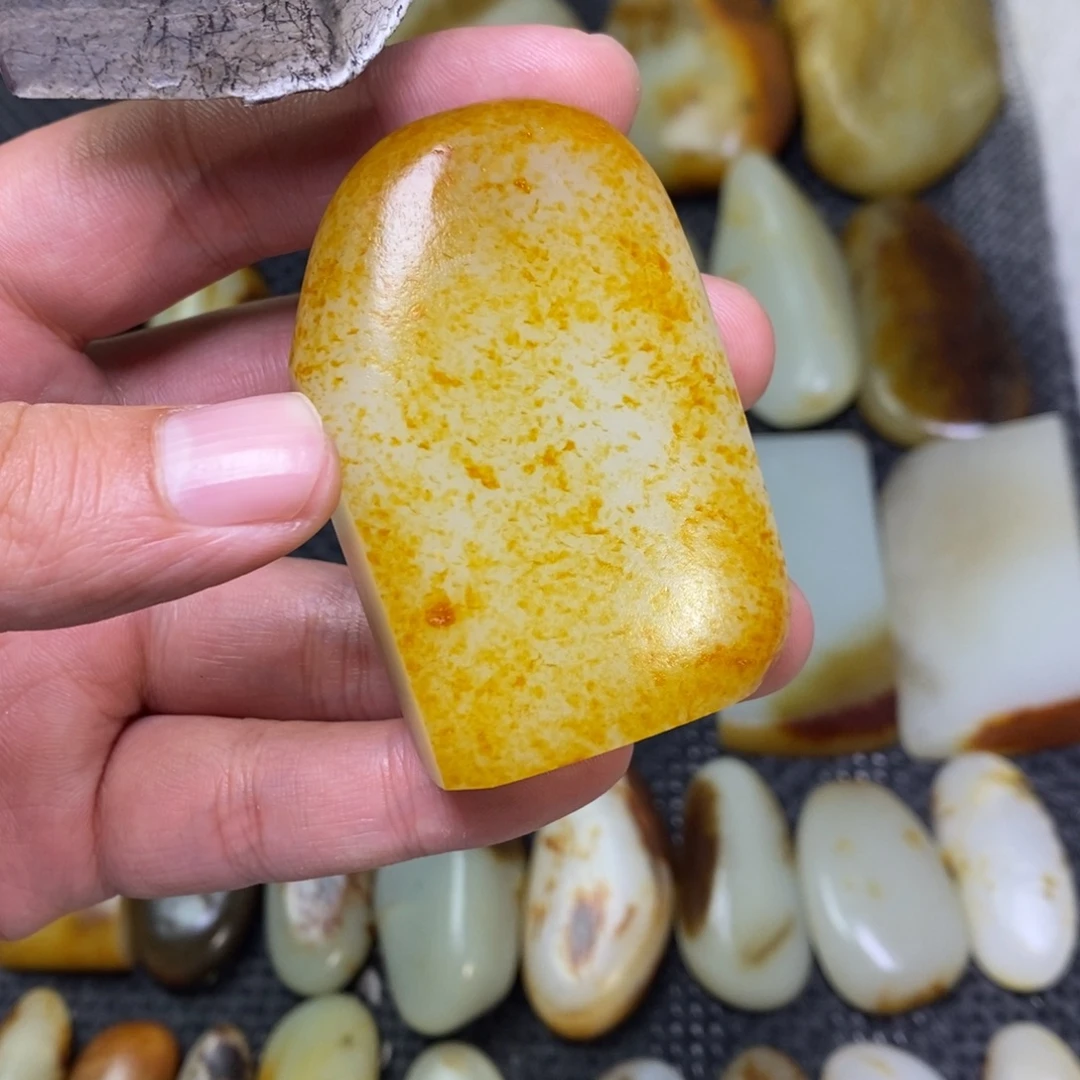 j***j定制和田玉未镶嵌和田玉