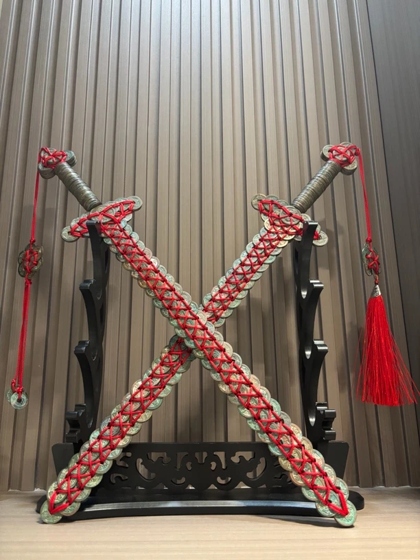 真品60厘米双排铜钱剑红色绳子高档家具摆件收藏品