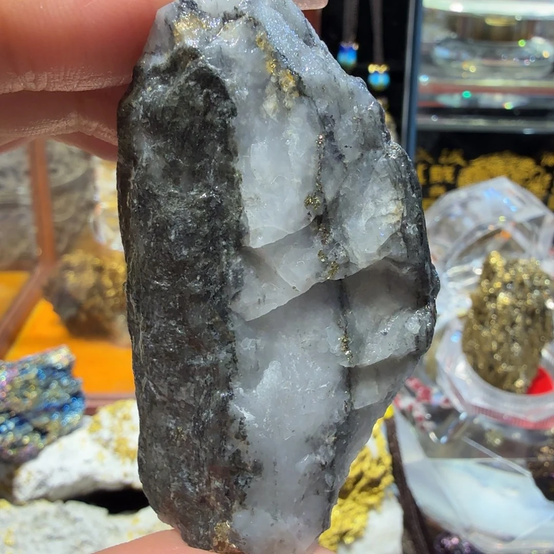 西40.7g聚金阁天然明金矿标