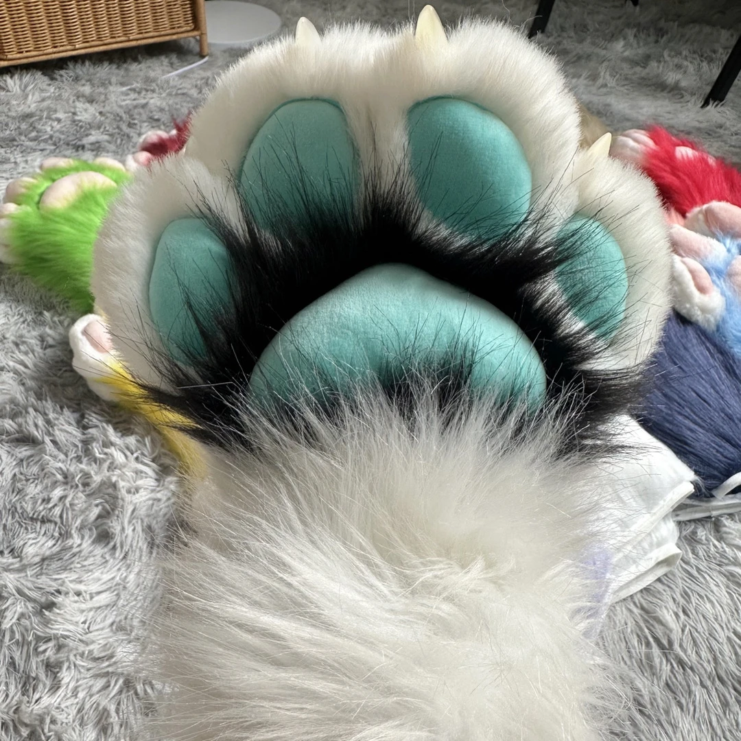 二次元漫展可爱猫爪初音同款色系室内外通用福瑞毛绒