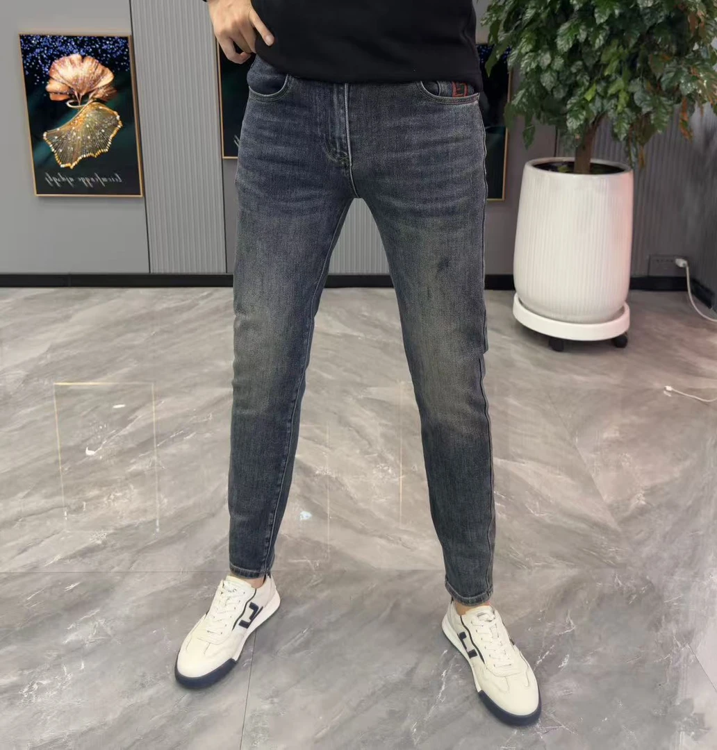 裤子男时尚简约男士牛仔裤裤兜字母印花长裤男修身显瘦小脚裤百搭