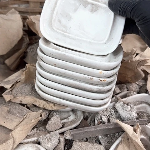 瓷片国营厂库存微瑕10.5厘米8个