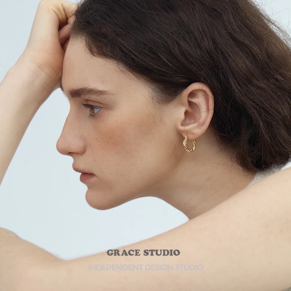 铜合金耳饰 经典款chao百搭高级感麻花缠绕金属耳圈欧美ins耳环