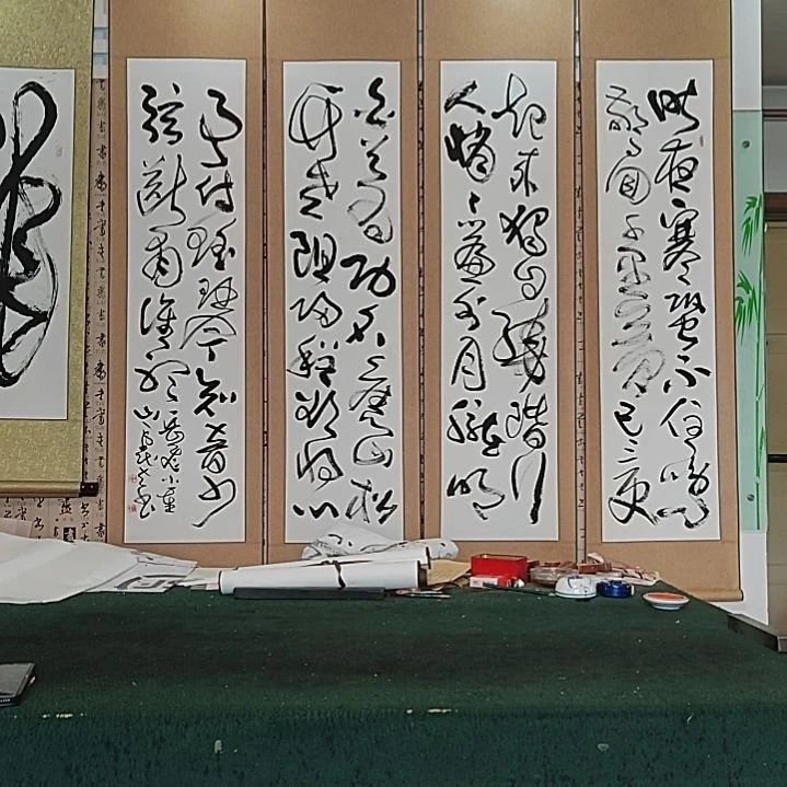 书法宋秉民书法。180X43X4，小重山。精裱起来