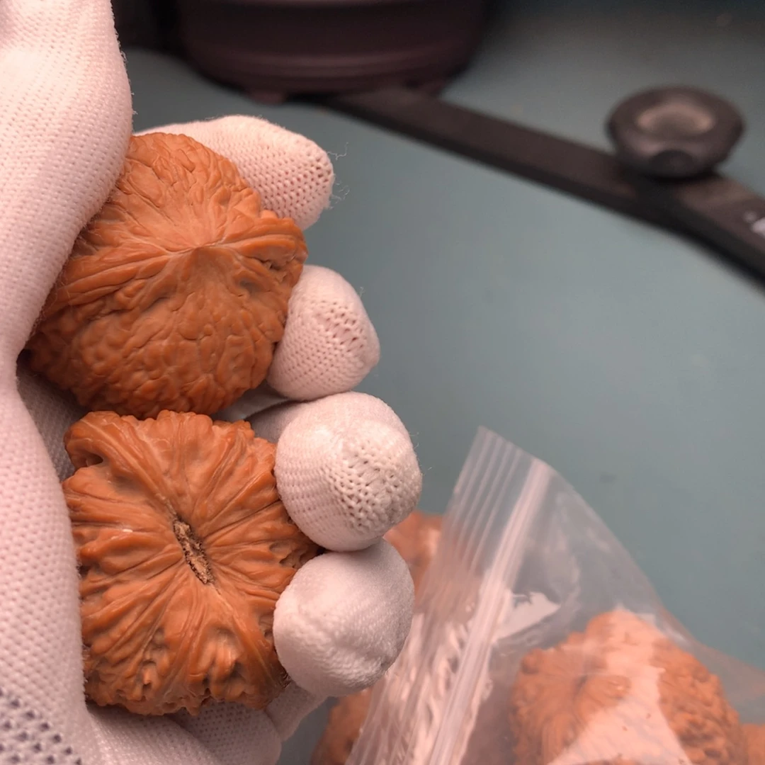文玩核桃把件全品绣球4243