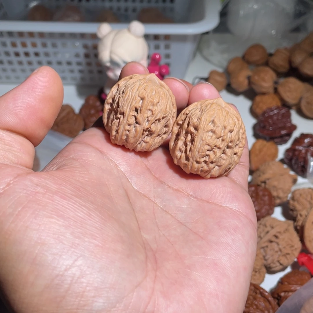 文玩核桃吊坠蜈*33龙墩