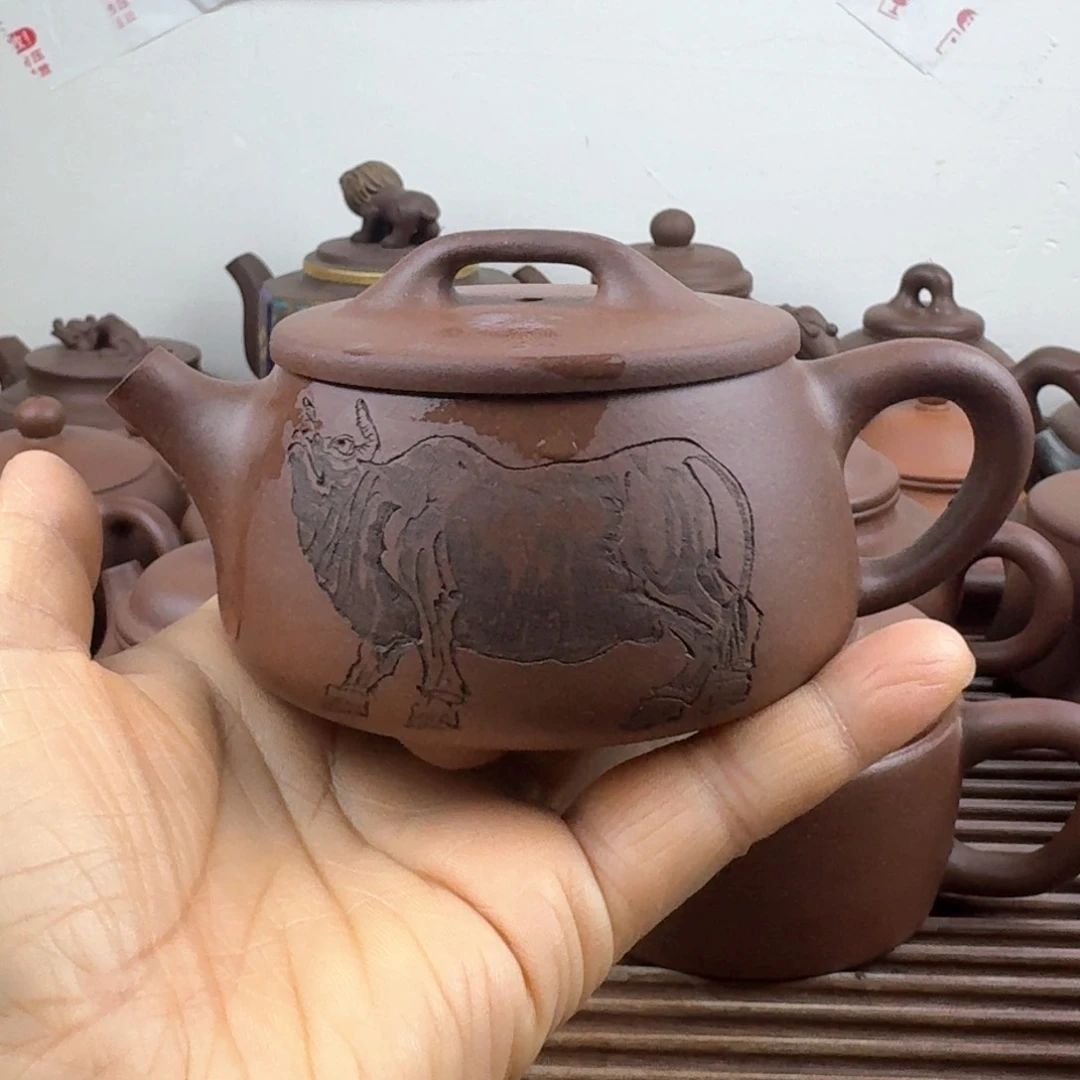 茶壶紫砂190cc宽口石瓢刻牛