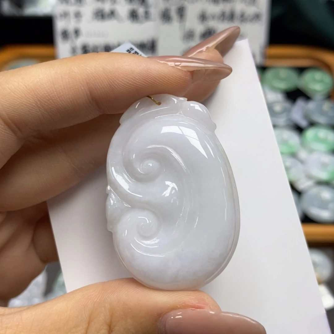颈饰未镶嵌翡翠如意