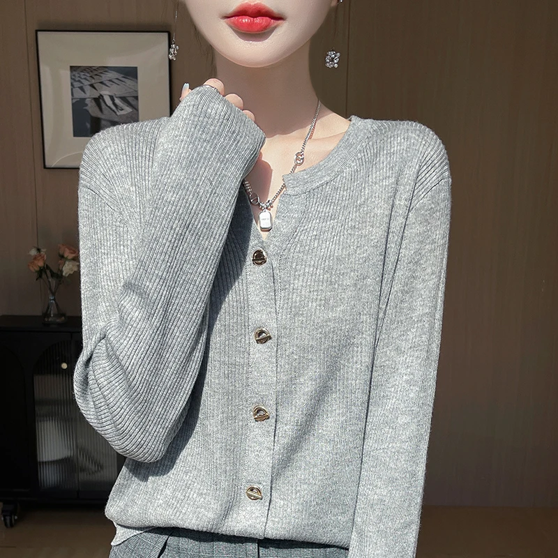 百搭温柔色系~秋冬新款剪刀领针织开衫女显瘦短款V领开衫外套毛衣