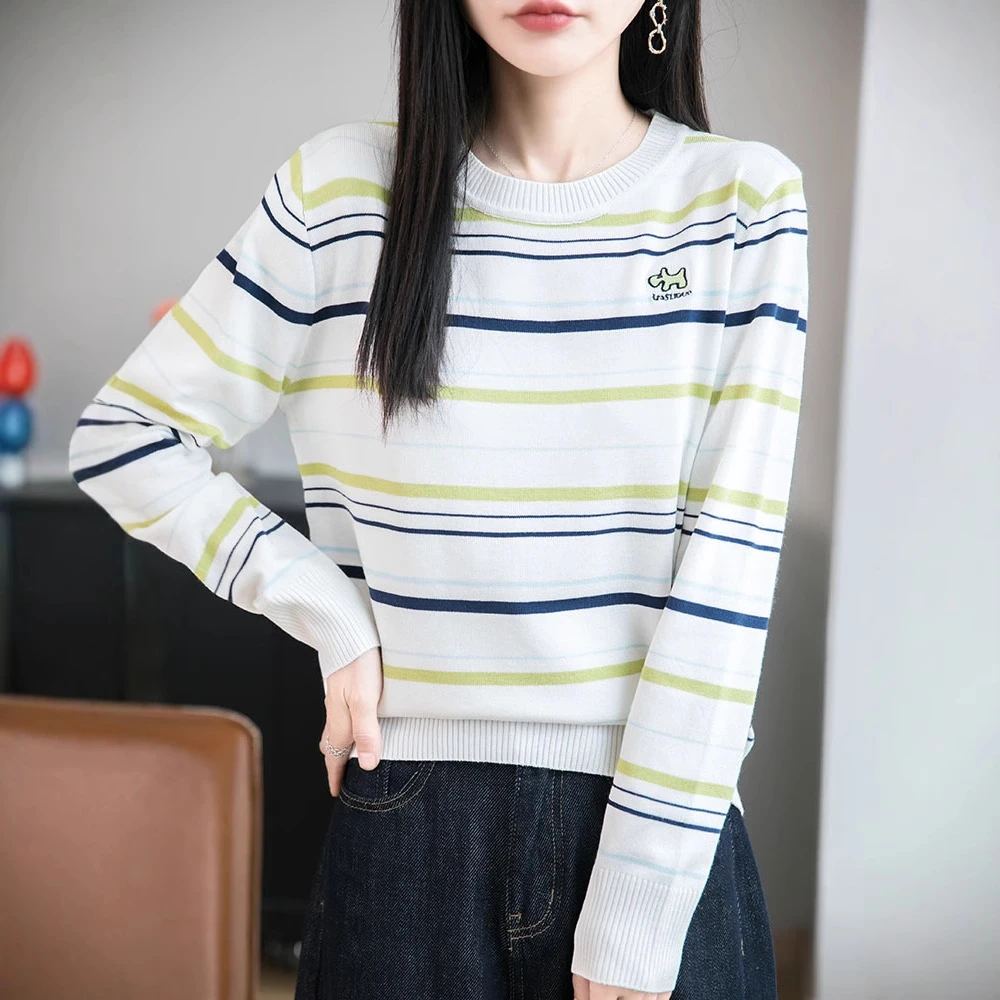 秋冬新款小狗刺绣彩色条纹圆领长袖针织打底衫上衣百搭宽松毛衣女
