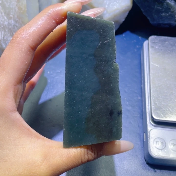 和田玉未镶嵌珠宝半成品