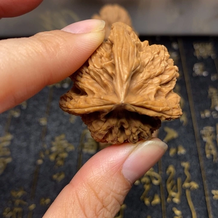 斡***竘吊坠文玩核桃文玩核桃异形单只