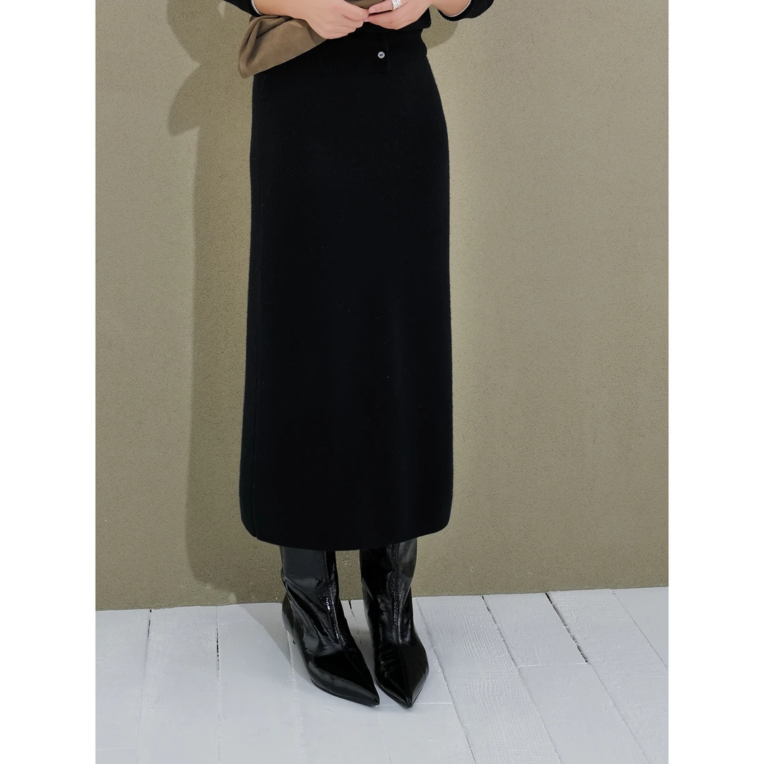 “康赛妮”360克山羊绒 黑色松紧腰后开叉中长半身裙包臀裙165700