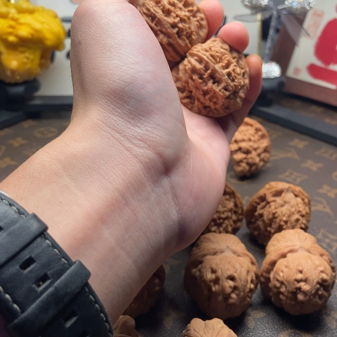 文玩核桃吊坠四座楼