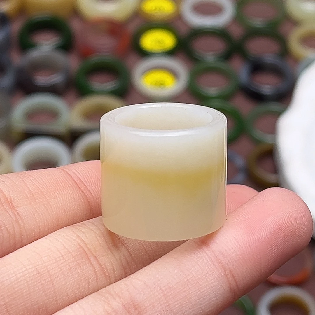 和田玉未镶嵌戒指17.4阿尔卑斯