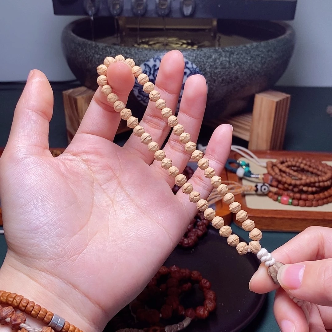 柏香籽/百香籽吊坠129.9