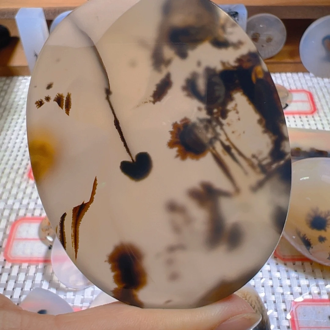 玛瑙/玉髓未镶嵌颈饰