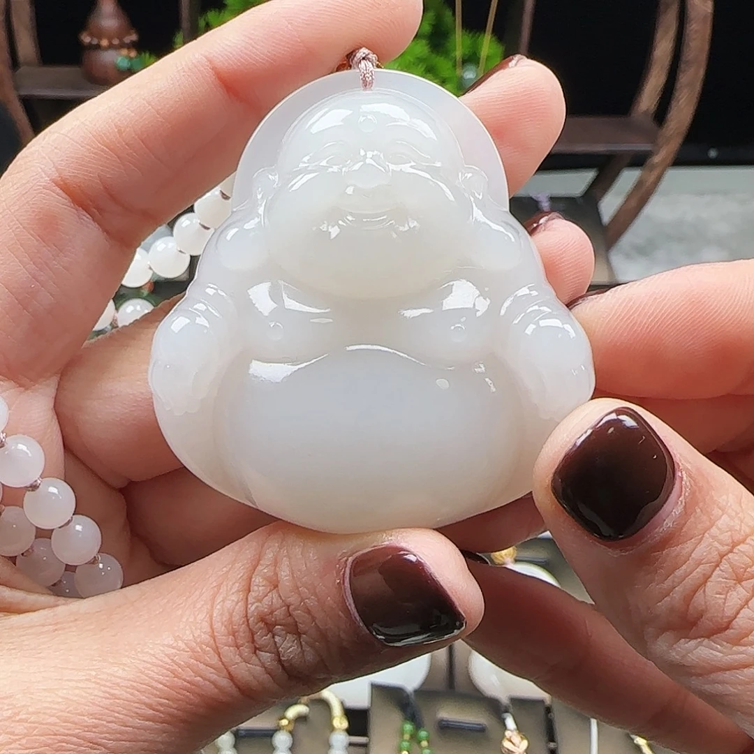 和田玉18K金镶嵌吊坠(赠链)