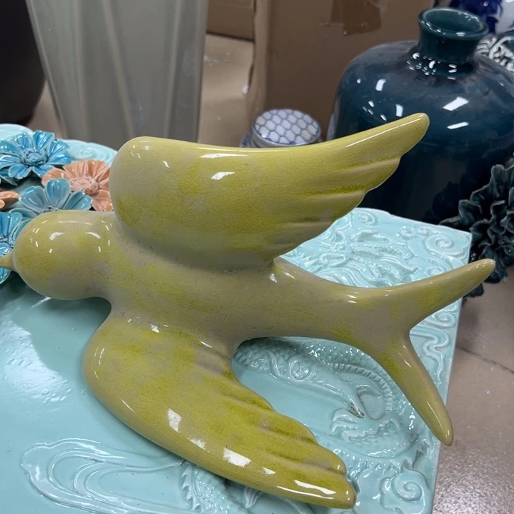 瓷片微瑕。。。。。。。。。。。。