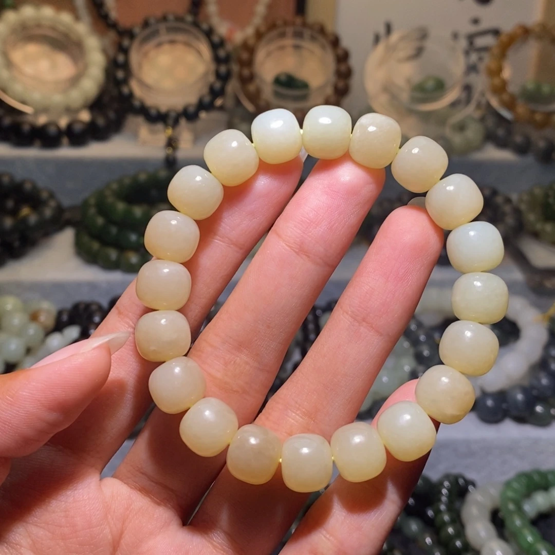 和田玉未镶嵌手链