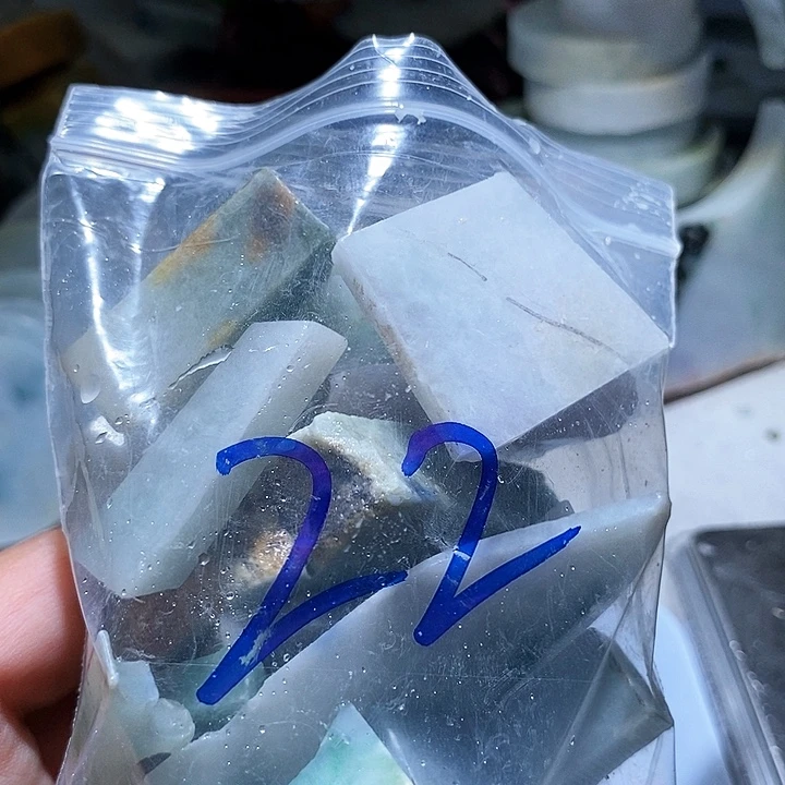 散珠翡翠边角料22