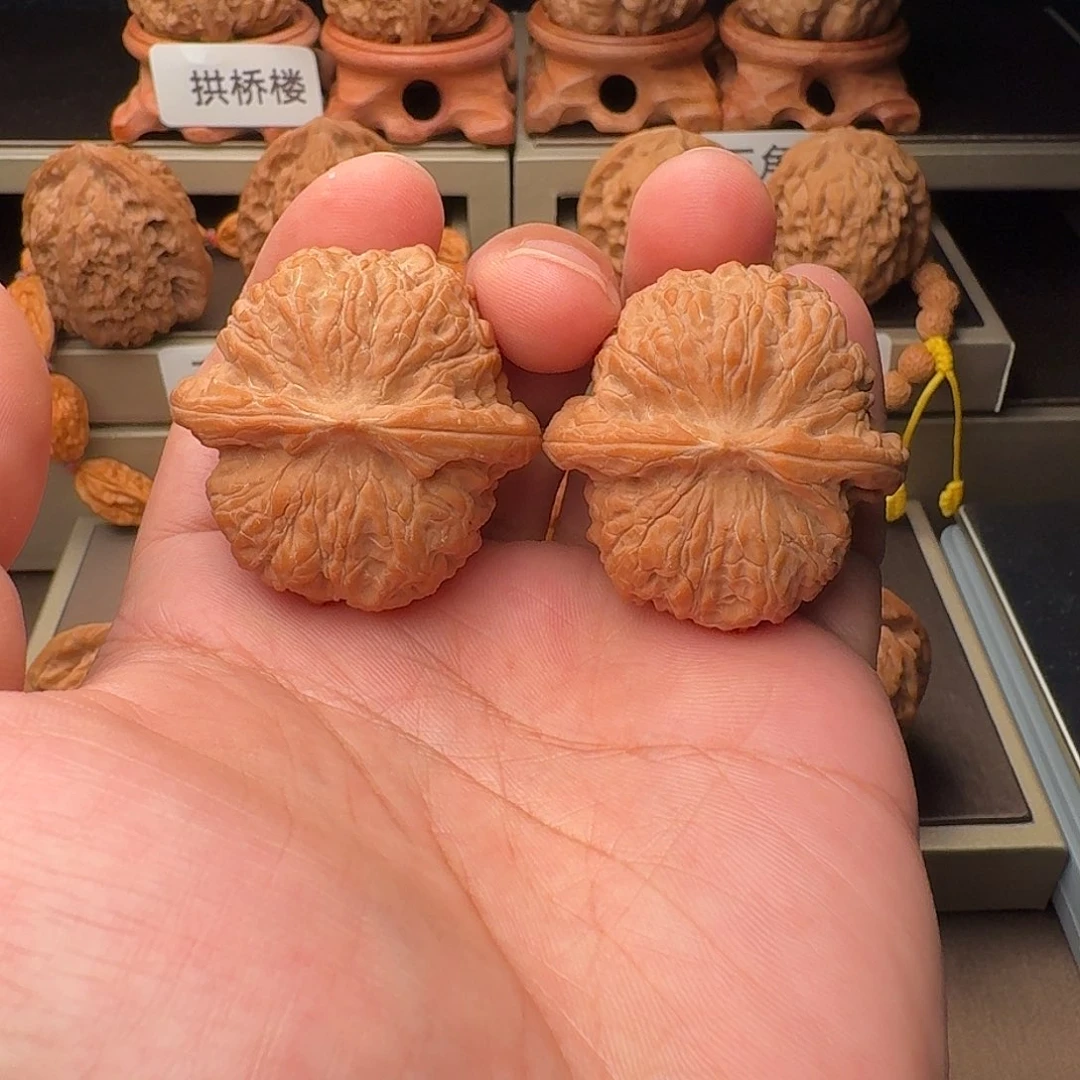 吊坠文玩核桃血麒麟40全品白茬精对