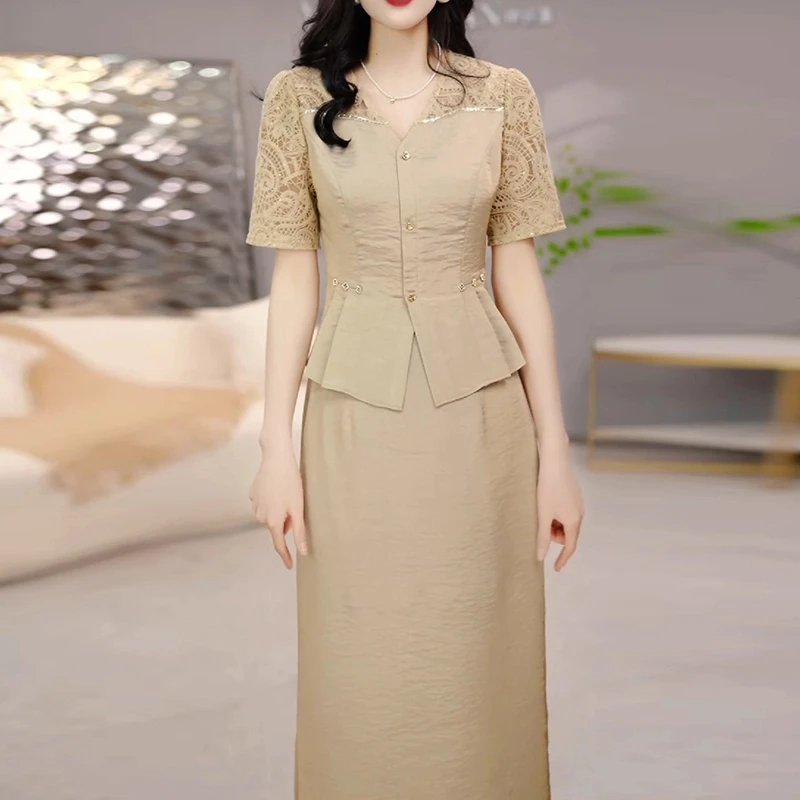 时尚小衫半身裙两件套2025新款女夏季爆款气质减龄轻奢设计感套装