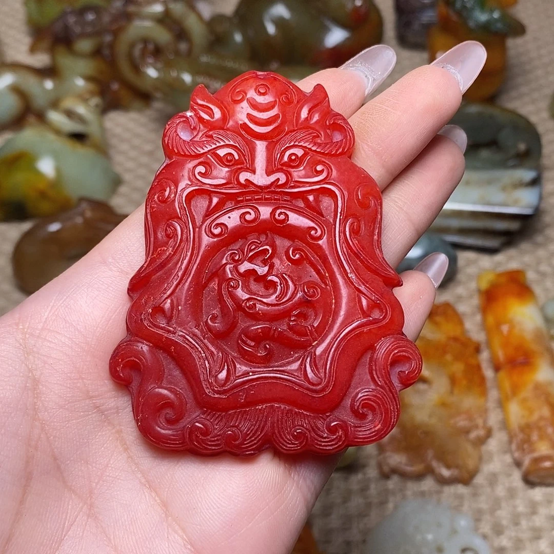未镶嵌蛇纹石玉颈饰