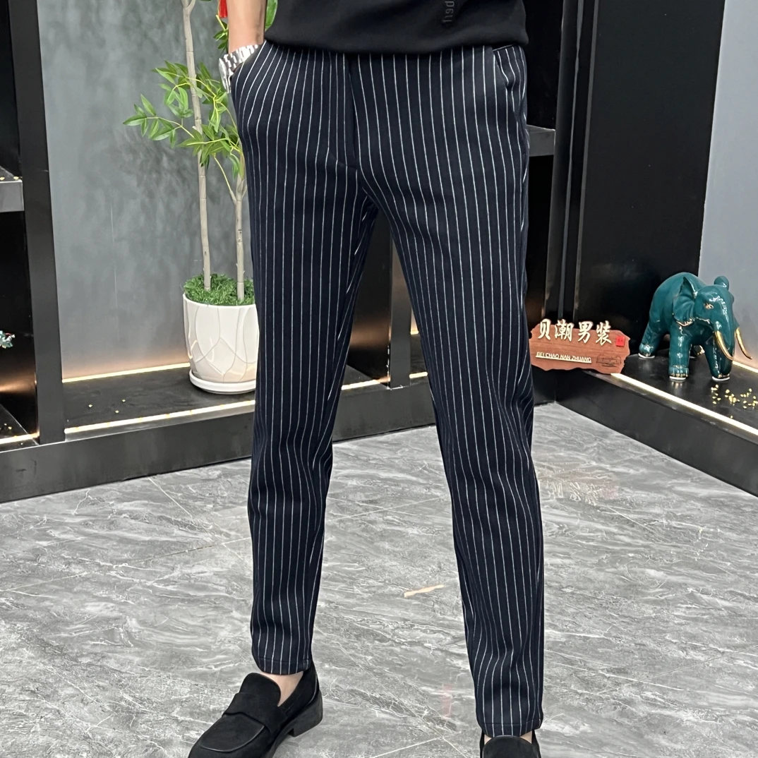 男士秋冬时尚条纹商务休闲裤潮流百搭裤子十分裤修身小脚裤