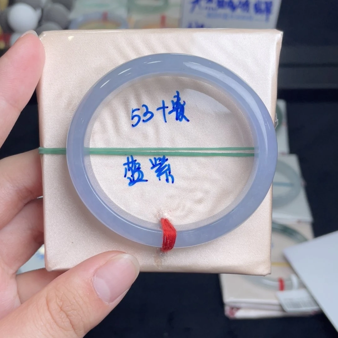翡翠手镯未镶嵌冰胶透蓝紫