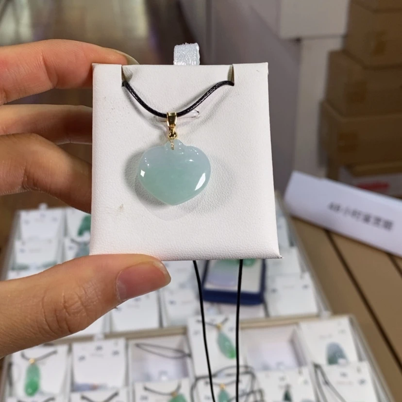 【闪购商品】颈饰未镶嵌翡翠