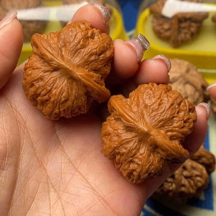 桃核吊坠血麒麟38