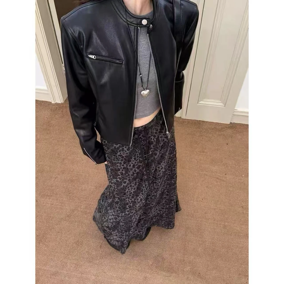 高级感复古做旧破洞豹纹显瘦高腰半身裙女秋冬