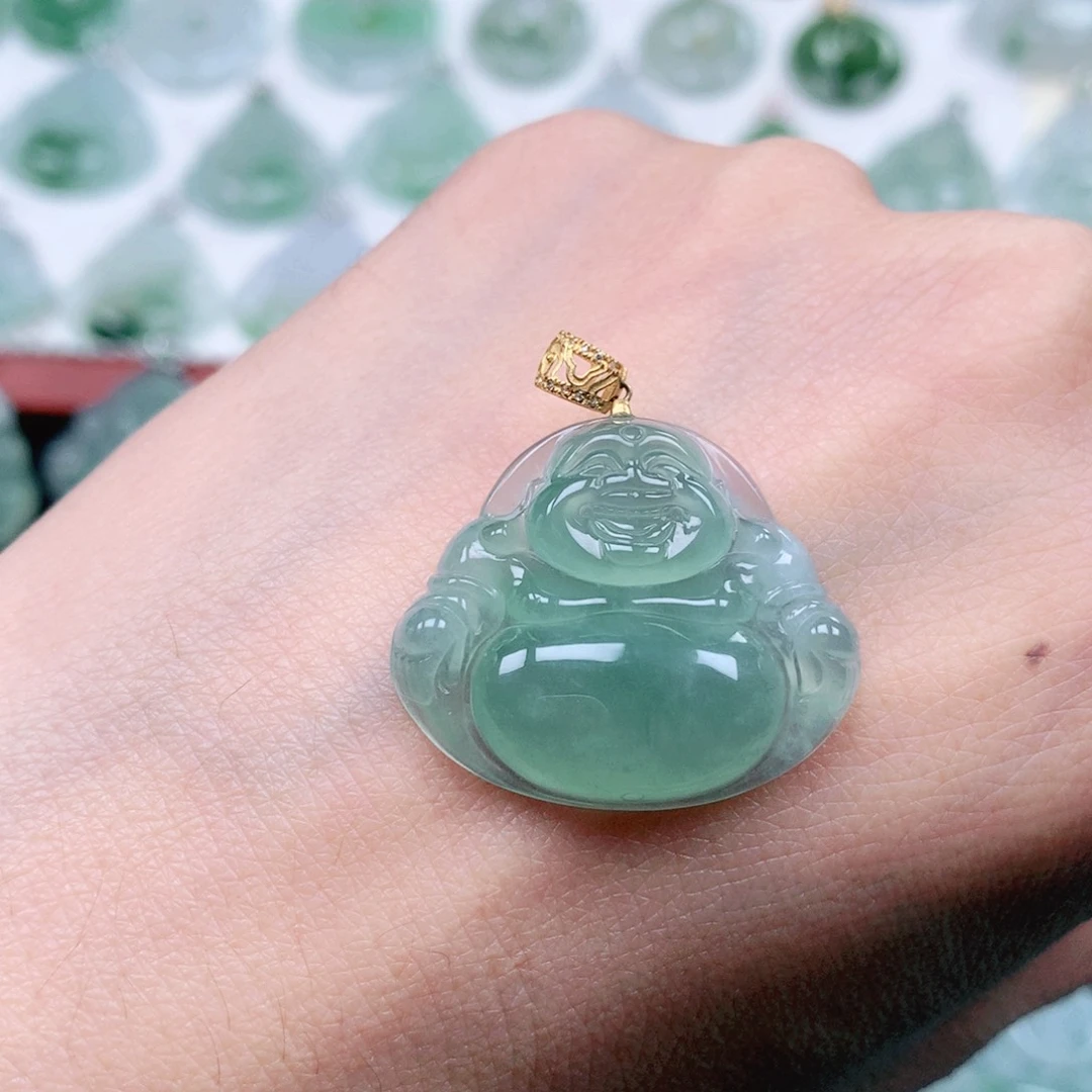 吊坠(不含链)18K金镶嵌翡翠Y****i