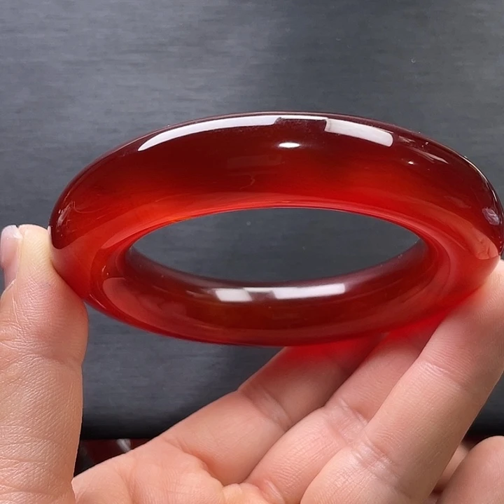 玛瑙/玉髓未镶嵌手镯54.4