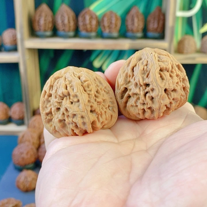 吊坠文玩核桃79南疆石38尺