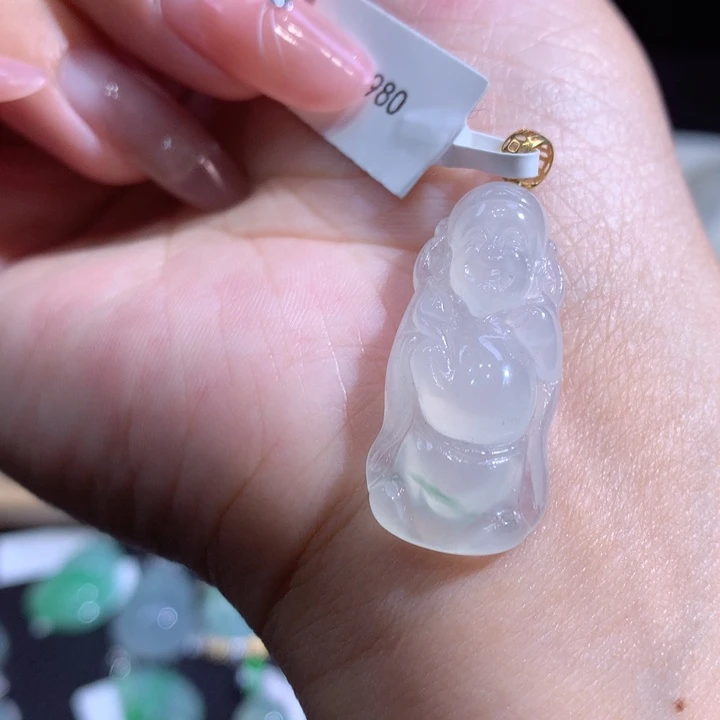 翡翠18K金镶嵌颈饰翡翠