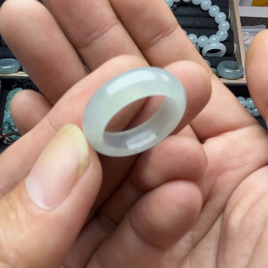 定制翡翠未镶嵌圈口18