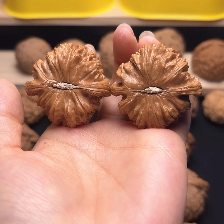 文玩核桃吊坠可*乐41白狮子