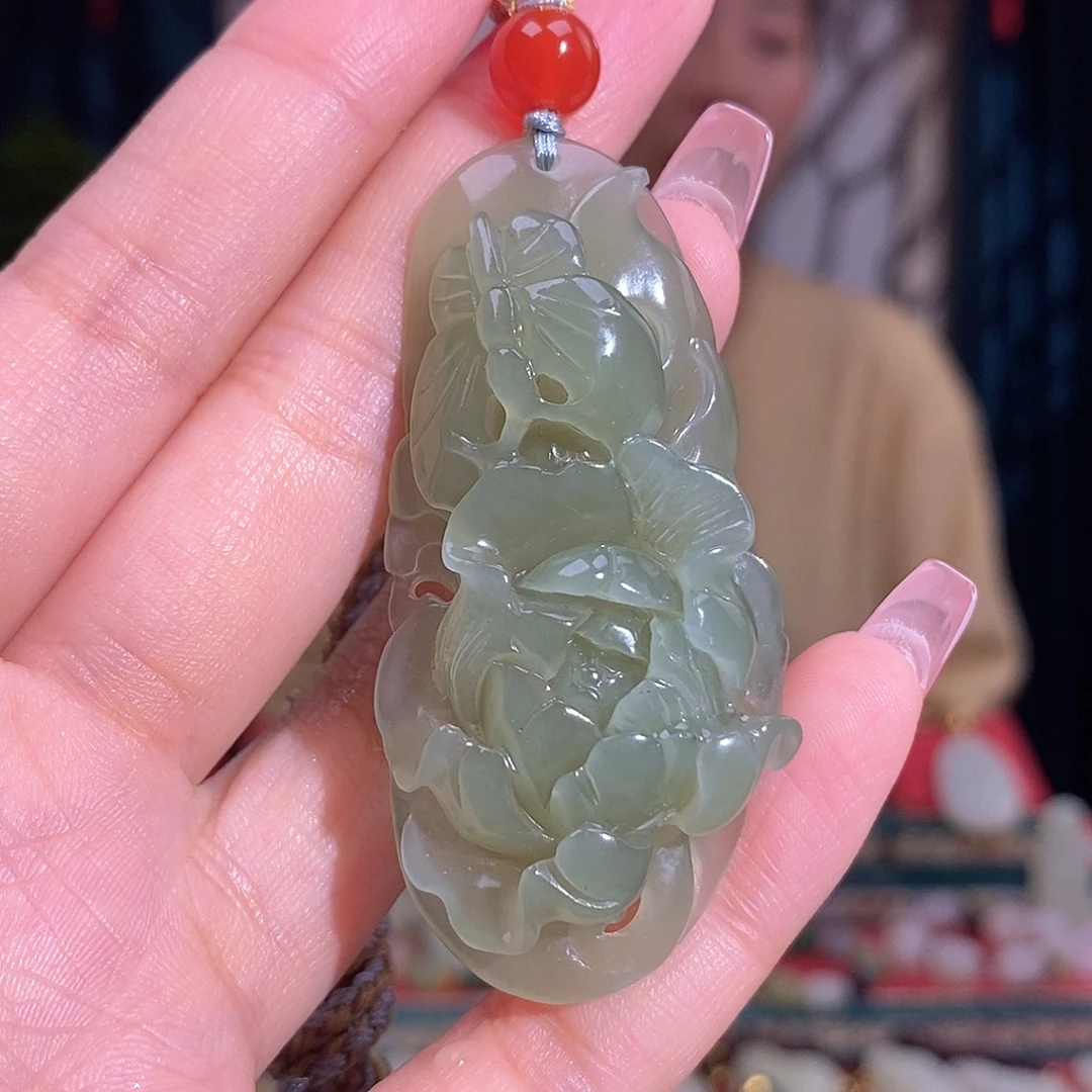 颈饰未镶嵌和田玉