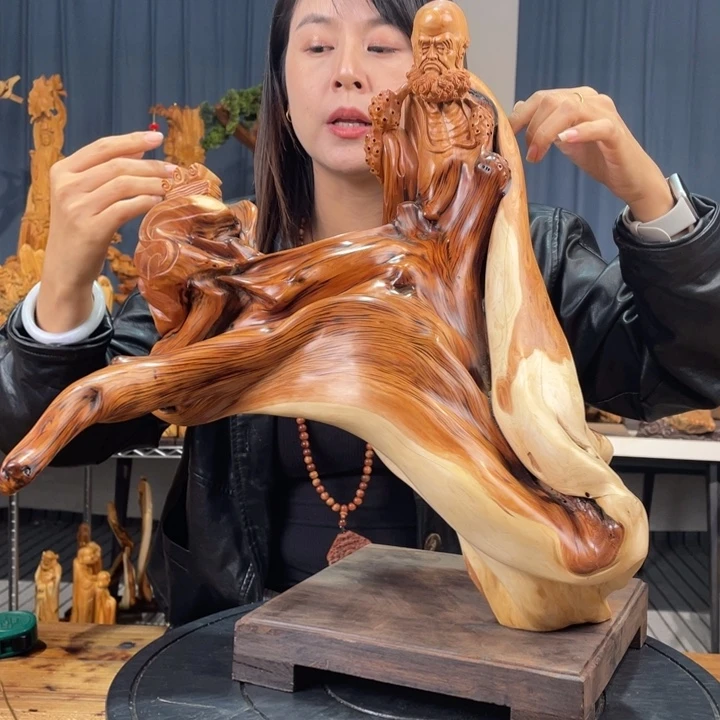 柏木（崖柏）随型摆件