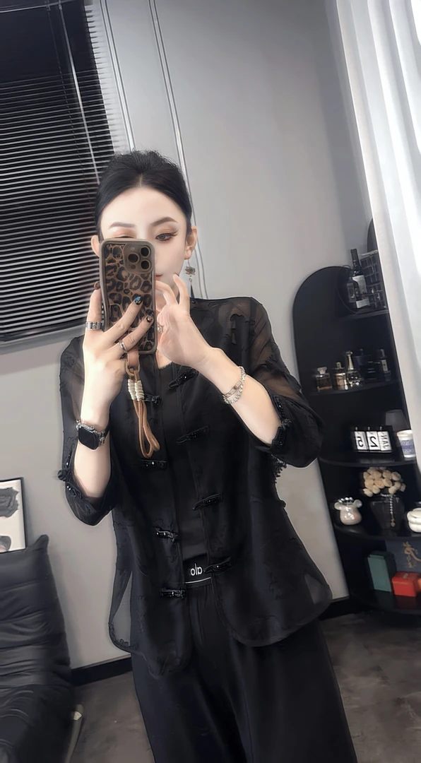 （柒贰柒服饰）25新款夏季轻薄中国风提花小立领8分袖盘搂开衫